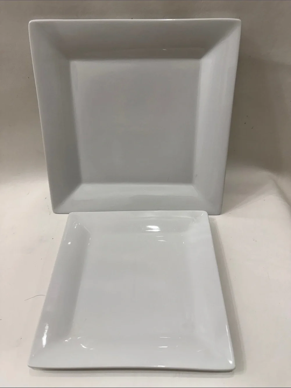 Crate&Barrel White Square Dinner Plates Set of 2 One 8 & One 10 Inch Porcelain